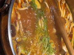 -黔诚多彩火锅(甲秀楼店)