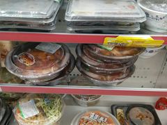 -全家便利店(莲花池东路店)
