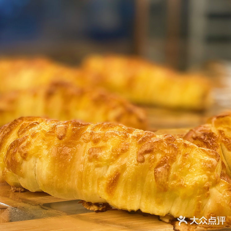 奈雪阿胶奶茶喝出快乐!喝出美丽!