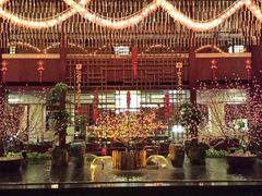 酒店大堂，有春节的氛围。-余姚阳明温泉山庄