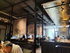 大堂-小船渔村•大连菜•大连焖鱼(黄河路店)