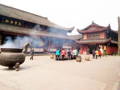 -峨眉山报国寺