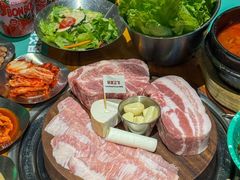 -唯成•韩国炭火烤肉 유성고기