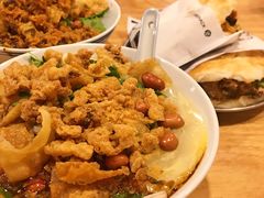 蛋冲酥肉豆腐脑-小豆海棠(嘉兴路店)