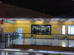 -红土地(地铁站)