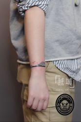 -越域刺青