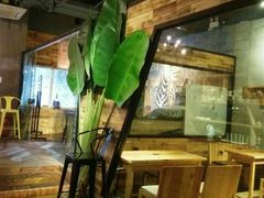 -Who乎coffee&bar