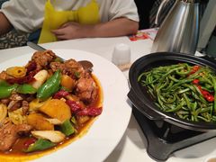 -西域胡氏大盘鸡(新华胡杨风店)