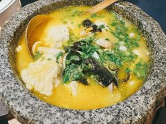 维园特色石锅豆腐-维园悦谱·海派家常菜(乌鲁木齐南路店)