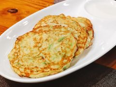西葫芦饼配酸奶-TUK土耳其餐厅·下午茶(卢湾店)