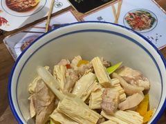 -麻婆婆白家肥肠粉(海岸城店)