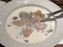 特A桃胶香芋娟姗奶-RUXU入续糖水铺与包(卓悦中心店)