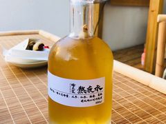 蜂王浆熬夜大补水-椿风·养身茶饮(吉大店)