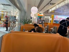 -黄记煌三汁焖锅(新佳丽江汉路店)