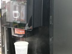 -便利蜂(河东区十一经路68号店)