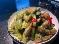 -温莎KTV(珠江路店)