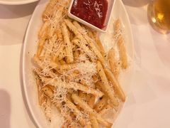 -WOLFGANG PUCK KITCHEN & BAR(迪士尼小镇店)