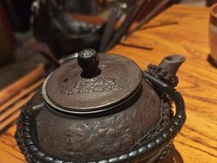 -老牌坊云南鱼豆花火锅(爱建店)