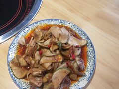 -大众跷脚牛肉馆·非遗传承单位(峨眉山店)