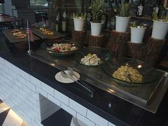 自助取餐区-昆山琶拉帝诗酒店·河畔咖啡厅Riverside Cafe