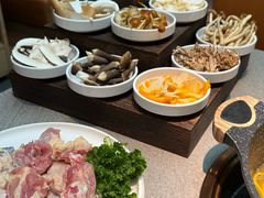 -菌自在·云南野生菌火锅(长安万达店)