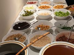 -包整·丝娃娃(一览甲秀楼风景店)