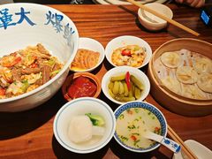 -李犟大爆鳝面·手工蟹黄包(湖滨西湖店)