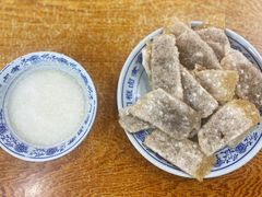 老北京炸灌肠-门框胡同百年卤煮(新街口店)