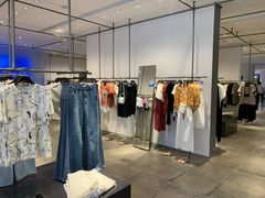 -URBAN REVIVO(富力海珠城店)