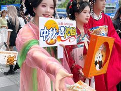 -观音桥步行街
