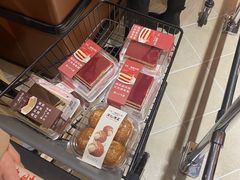 -胖东来生活广场(健康路店)