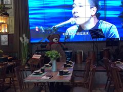-临界音乐酒馆·小龙虾·江湖菜(华熙LIVE·鱼洞店)