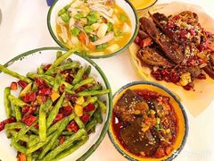 -老三样·旧食新味(绿地店)