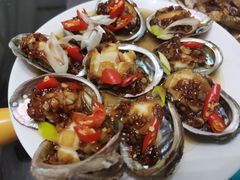 鲍鱼-霞涌市场海鲜摆卖区
