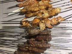 牛小串-一顿烧烤(八经街店)