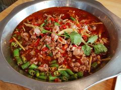 -兔行天下-鸿鹤鲜锅兔(中海国际店)