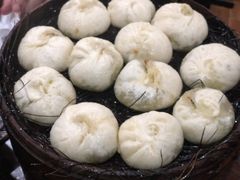 -舒小笼松针小笼包