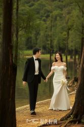 -现代经典婚纱摄影