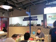 -马路牙子烧烤音乐酒馆(望京店)
