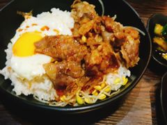 烤牛肉盖饭-HONGA HONGA雄家(曹路店)