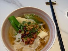 -麓湖国际水疗