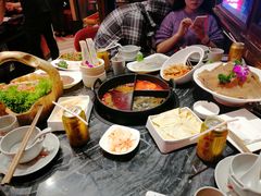 -热火朝天鲜切牛肉火锅(南强街巷店)