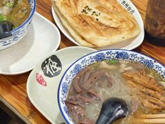 -叶新小吃店(来凤小区总店)