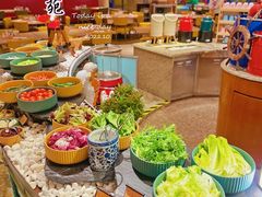 自助取餐区-咖啡苑自助餐厅·中国大饭店