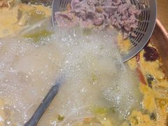 -洱火云南酸菜牛肉火锅(石景山当代商城店)