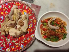 -尚尚仙·酸汤猪手·猪肚鸡火锅(华联万柳购物中心店)