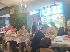 -顶峰夜宴·龙虾烧烤大排档(九江学院店)