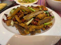 -香巴拉云南餐厅(华莱坞店)