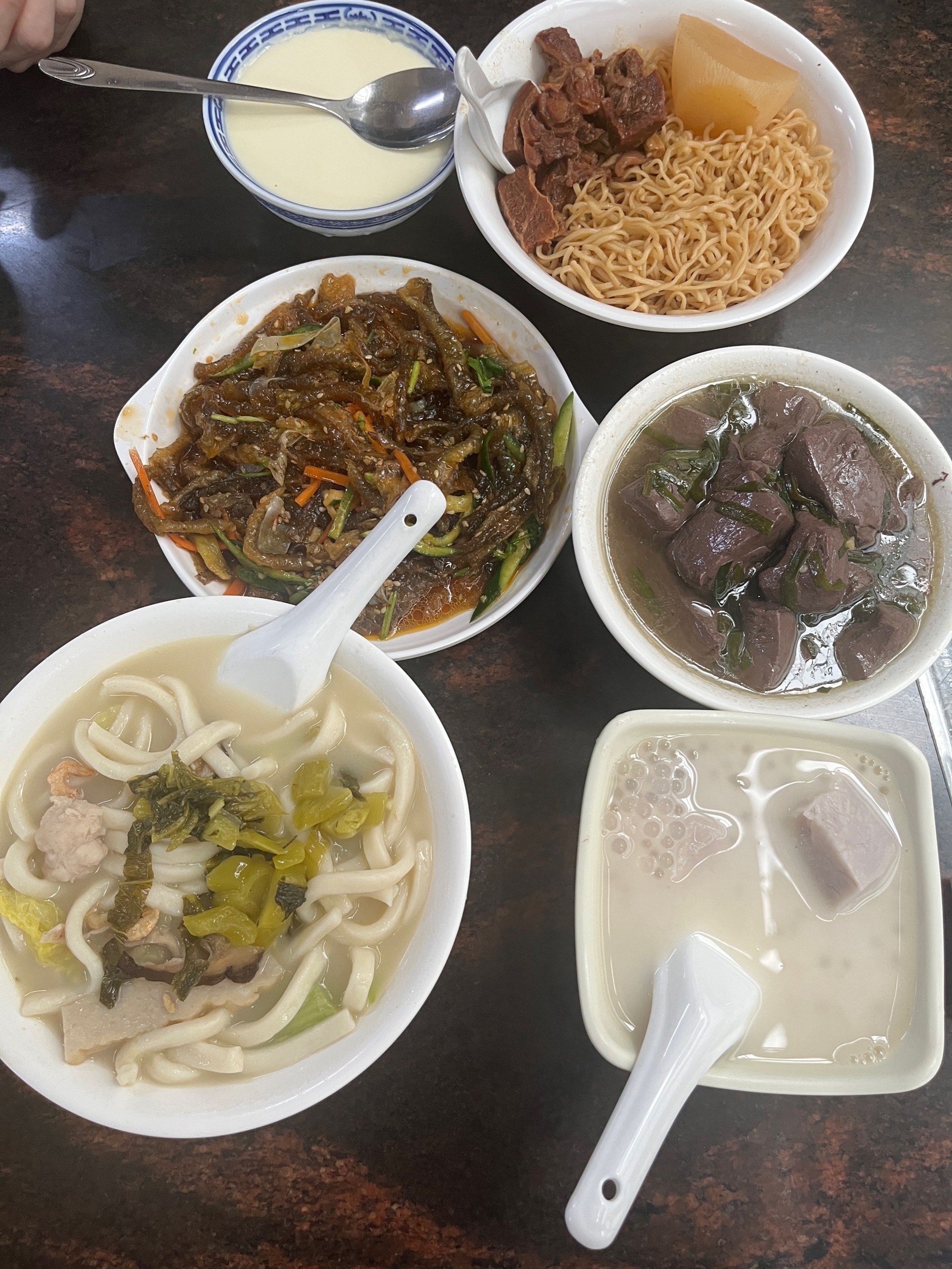 推荐一家平价好吃97的老字号棉记糖水店!