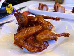 首创黑椒妙龄乳鸽-粤小馆(天安云谷店)